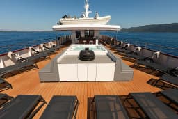 Motoryacht in Split / Port of Split / West Harbour thumbnail 19