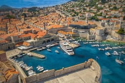 Motoryacht in Split / Port of Split / West Harbour thumbnail 27