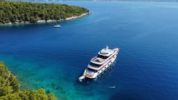 Motoryacht in Split / Port of Split / West Harbour thumbnail 8