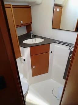 Bavaria Cruiser 46 in Corfu / Gouvia / D-Marin Marina Gouvia thumbnail 5