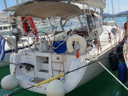 Oceanis 40 in Volos / Port of Volos thumbnail 9