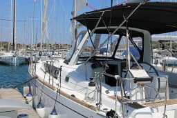 Oceanis 38.1 in Lavrion / Olympic Marina thumbnail 6