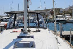 Oceanis 38.1 in Lavrion / Olympic Marina thumbnail 7