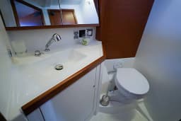 Oceanis 46.1 in Ibiza / Marina Port Ibiza thumbnail 17
