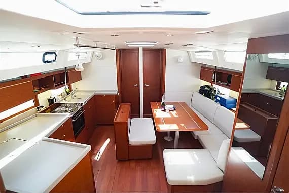 Oceanis 46.1 in Ibiza / Marina Port Ibiza - Photo 3