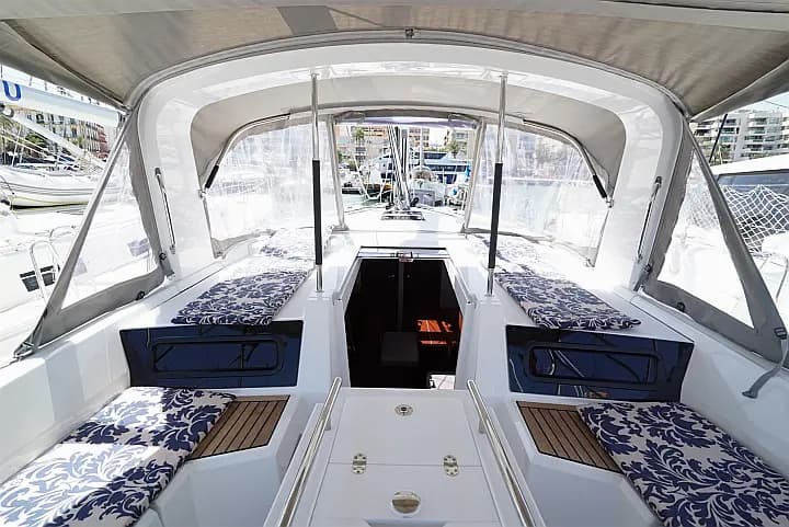 Oceanis 46.1 in Ibiza / Marina Port Ibiza - Photo 4