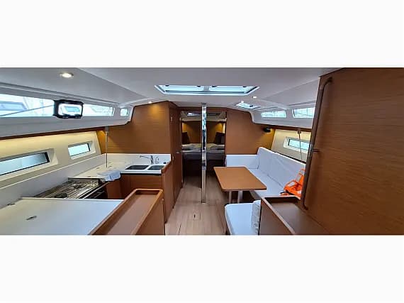 Sun Odyssey 440 in Trogir / ACI Marina Trogir - Photo 3
