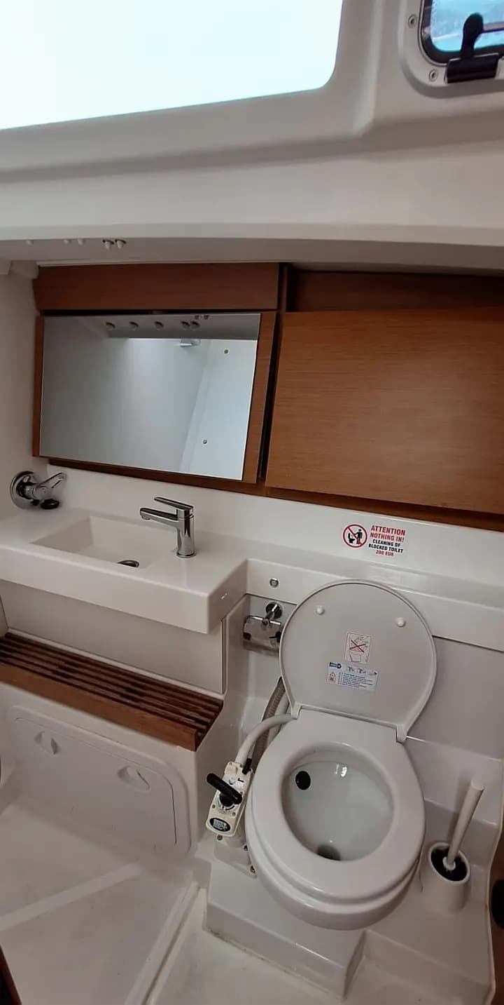 Sun Odyssey 440 in Trogir / ACI Marina Trogir - Photo 5