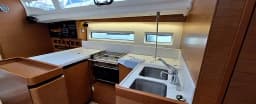 Sun Odyssey 440 in Trogir / ACI Marina Trogir thumbnail 8