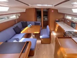 Sun Odyssey 519 in Talamone Port thumbnail 2