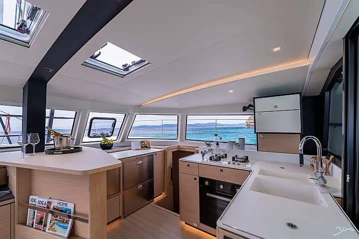 Nautitech 44 Open in Cogolin / Les Marines de Cogolin - Photo 4