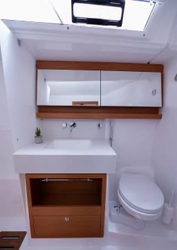 Dufour 470 in Athens / Alimos Marina thumbnail 12