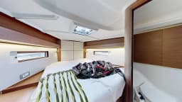 Oceanis 40.1 in Saint-Quay-Portrieux / Port d'Armor thumbnail 13