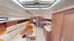 Oceanis 40.1 in Saint-Quay-Portrieux / Port d'Armor thumbnail 17