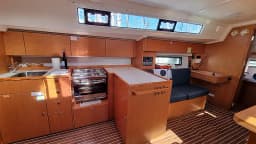 Bavaria C42 in Trogir / ACI Marina Trogir thumbnail 8
