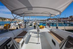 Oceanis 38.1 in Dubrovnik / ACI Marina Dubrovnik thumbnail 9