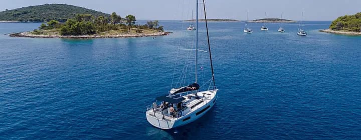 Dufour 44 in Tortola / Road Town / Wickhams Cay II Marina - Photo 5