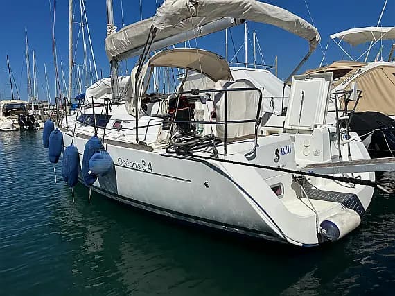 Oceanis 34 in Punta Ala - Photo 1