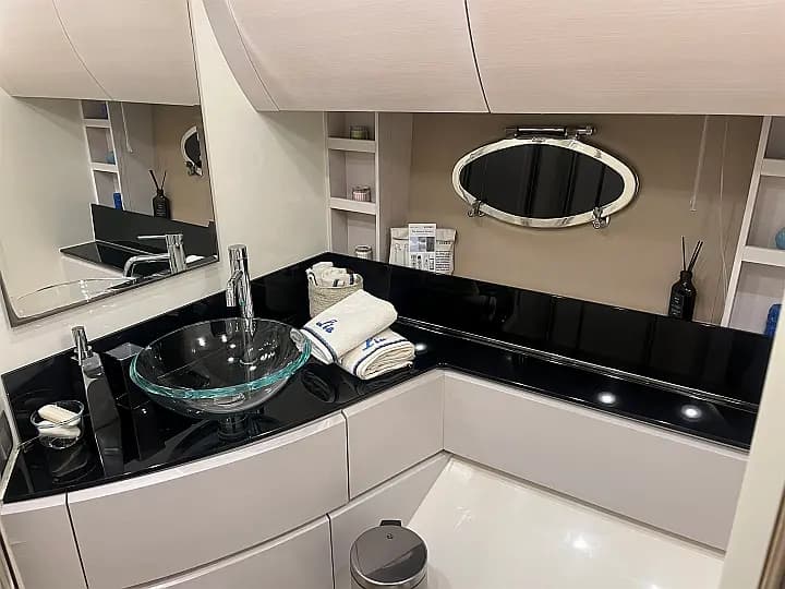 Azimut Atlantis 55 in Kanistro - Chalkidiki / Marina Miraggio - Photo 4