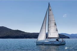 Dufour 530 in Puntone / Marina di Scarlino thumbnail 2