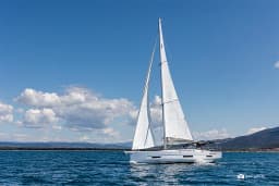 Dufour 530 in Puntone / Marina di Scarlino thumbnail 5