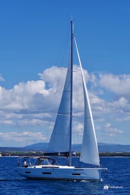 Dufour 530 in Puntone / Marina di Scarlino thumbnail 8