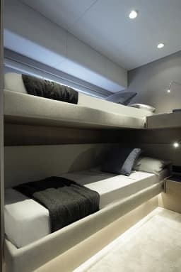 Ferretti 500 in Podstrana / Marina Lav thumbnail 26