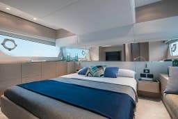 Ferretti 500 in Podstrana / Marina Lav thumbnail 4