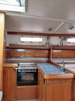 Bavaria 36 in Lefkada / Nikiana Marina thumbnail 4
