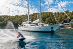Luxury Sailing Yacht in Split / Port of Split / West Harbour thumbnail 10