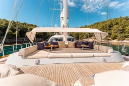 Luxury Sailing Yacht in Split / Port of Split / West Harbour thumbnail 21
