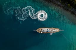 Luxury Sailing Yacht in Split / Port of Split / West Harbour thumbnail 45