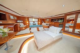 Luxury Sailing Yacht in Split / Port of Split / West Harbour thumbnail 56
