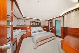 Luxury Sailing Yacht in Split / Port of Split / West Harbour thumbnail 62