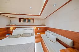 Luxury Sailing Yacht in Split / Port of Split / West Harbour thumbnail 66