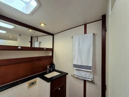 Hanse 630e in Puerto Lindo, Portobelo / Linton Bay Marina thumbnail 40