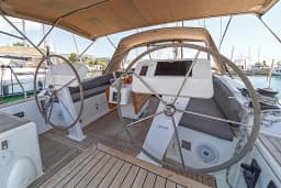 Hanse 458 in Lavrion Main Port thumbnail 7