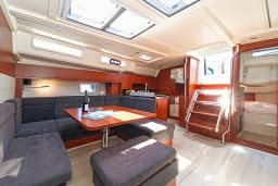 Hanse 458 in Lavrion Main Port thumbnail 9