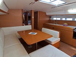 Sun Odyssey 509 in Pula / ACI Marina Pula thumbnail 11