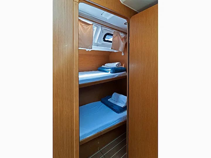 Sun Odyssey 509 in Pula / ACI Marina Pula - Photo 4
