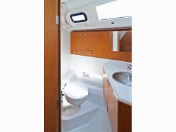 Sun Odyssey 509 in Pula / ACI Marina Pula thumbnail 5