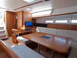 Sun Odyssey 509 in Pula / ACI Marina Pula thumbnail 8