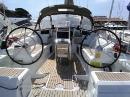 Sun Odyssey 419 in Palamós / Club Nàutic Costa Brava thumbnail 6