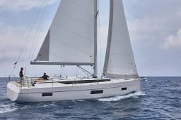 Bavaria C50 in Volos / Port of Volos thumbnail 5