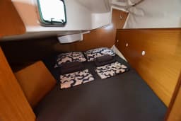 Sun Odyssey 32i in Pula / Tehnomont Marina Veruda thumbnail 4