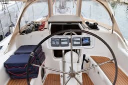 Sun Odyssey 32i in Pula / Tehnomont Marina Veruda thumbnail 7