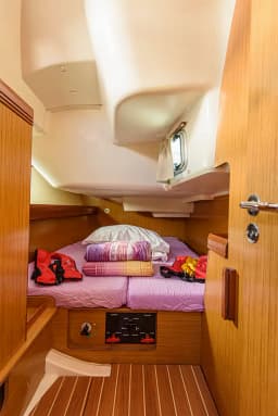 Sun Odyssey 42 i in San Vincenzo / Marina di San Vincenzo thumbnail 11