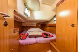 Sun Odyssey 42 i in San Vincenzo / Marina di San Vincenzo thumbnail 12