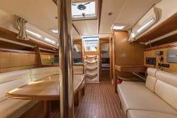 Sun Odyssey 42 i in San Vincenzo / Marina di San Vincenzo thumbnail 17
