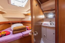 Sun Odyssey 42 i in San Vincenzo / Marina di San Vincenzo thumbnail 9
